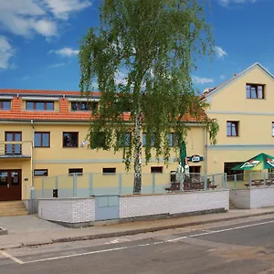 A Restaurace Simanda Pensión